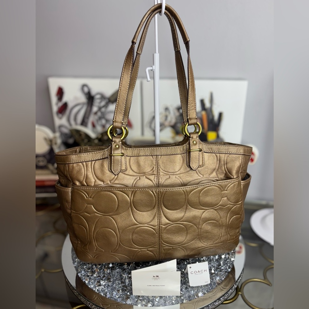 Coach 2012 Gallery copper Embossed Leather Tote EUC - Picture 5 of 15